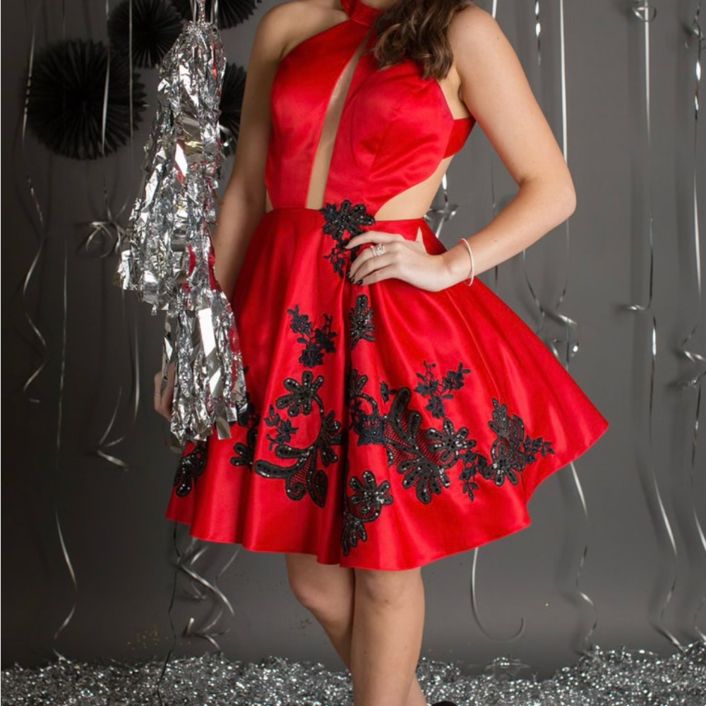 Formal mini dress! *open to offers